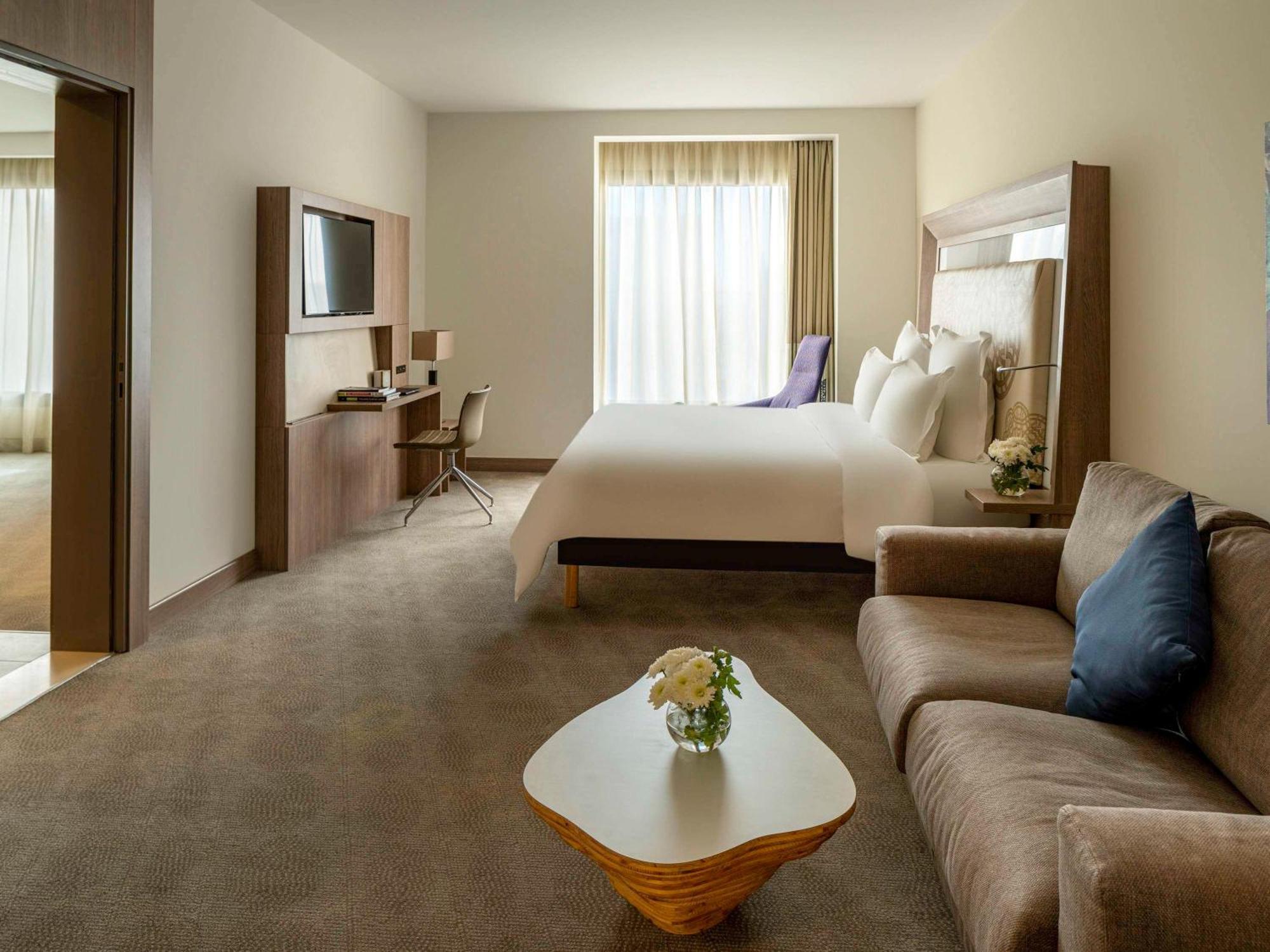 Novotel Jeddah Tahlia Εξωτερικό φωτογραφία