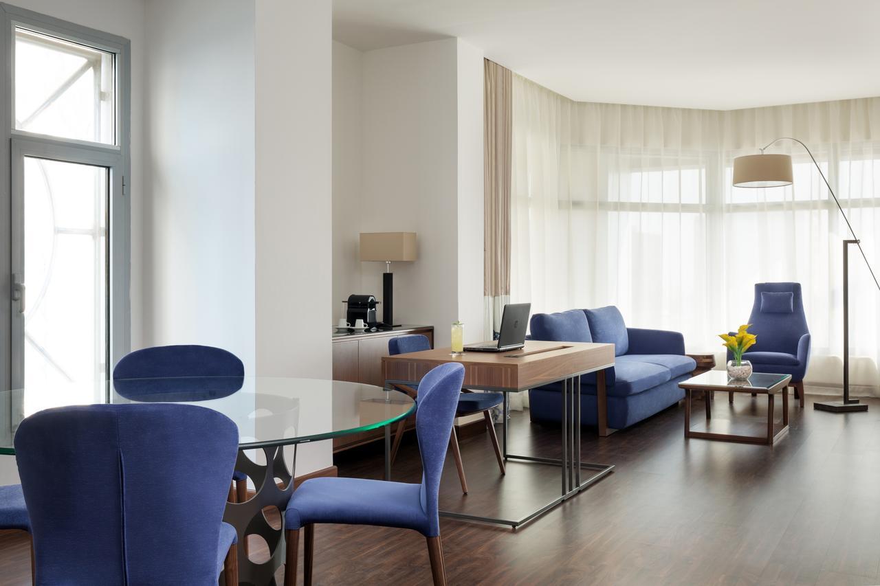 Novotel Jeddah Tahlia Εξωτερικό φωτογραφία