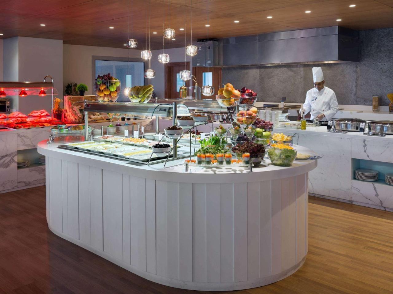 Novotel Jeddah Tahlia Εξωτερικό φωτογραφία